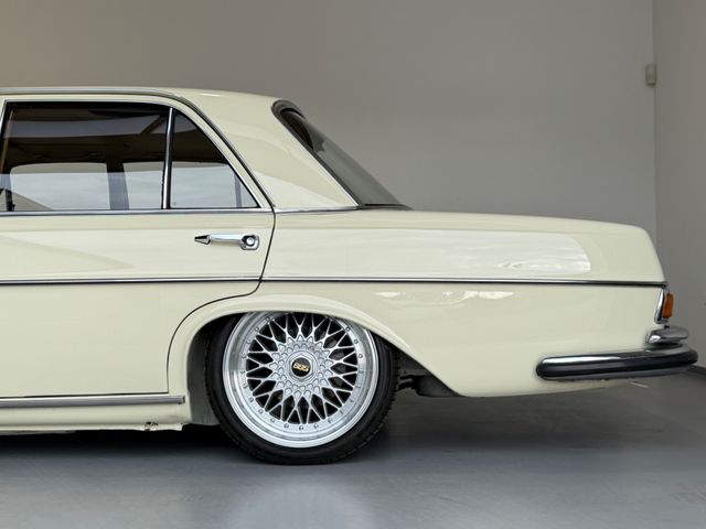 Mercedes-Benz 250SE W108 Klassik trifft Szene/Airride/BBS full