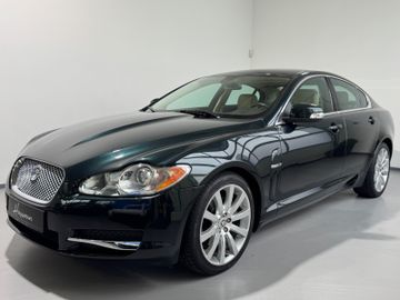 Jaguar XF 2.7 V6 Diesel Premium Luxury/exklu.Farbkombi. full