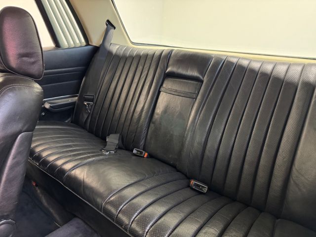 
								Mercedes-Benz 450 SLC Highlight in Schwarz-Schwarz/BRD full									