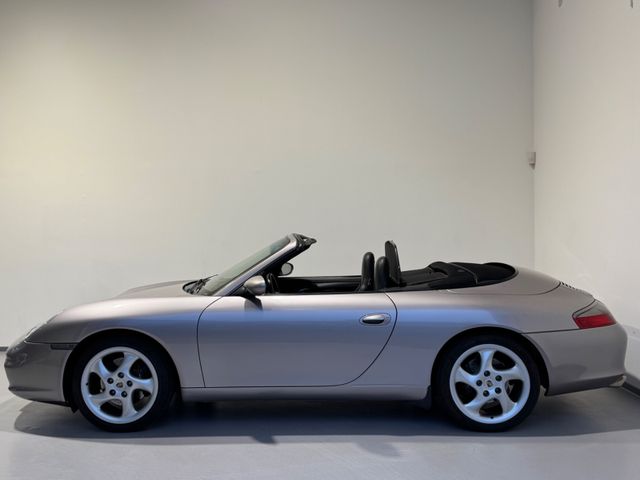 
								Porsche 996/Cabriolet/Meridian Mettalic/schalter/schön! full									