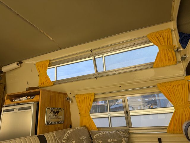 
								Ford Econoline Custom-Minihome-Campervan full									