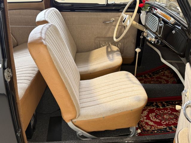 
								Volkswagen Käfer/Ovali/absolut sehenswert/Schwarz-Chrom! full									