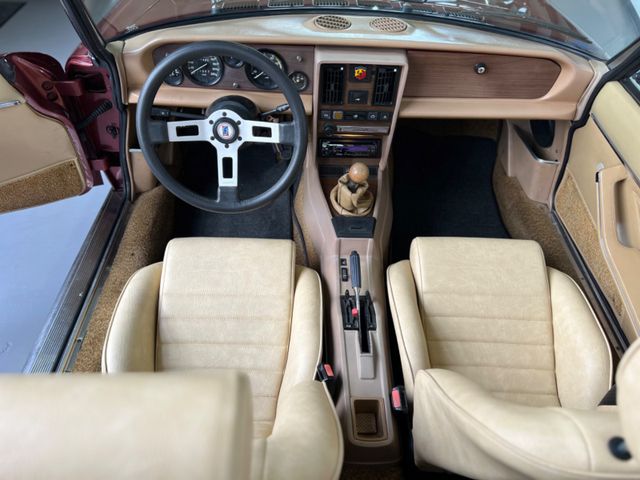 
								Fiat 124 Spider/Pininfarina 124EuropaSpider/traumhaft full									