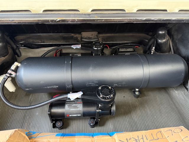 Mercedes-Benz 250SE W108 Klassik trifft Szene/Airride/BBS full