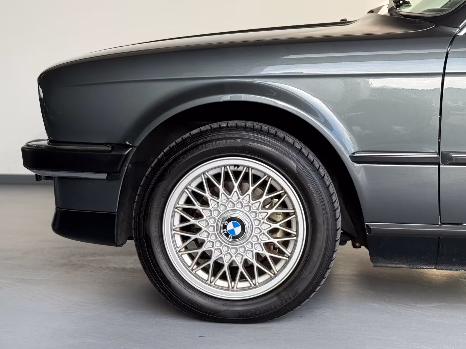 BMW 325i Cabriolet Sportlenkrad, Sports., Zustand 2 full