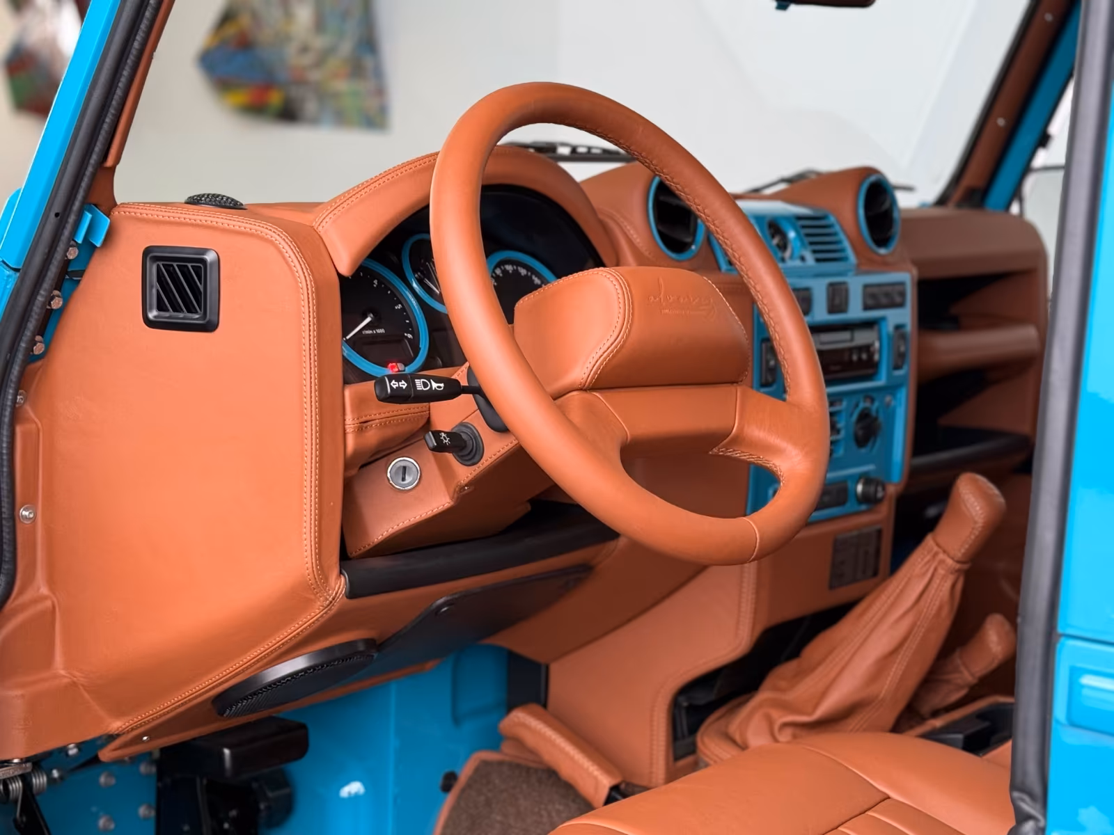 Land Rover Defender/Alvarez/One of One/Showcar Monaco full