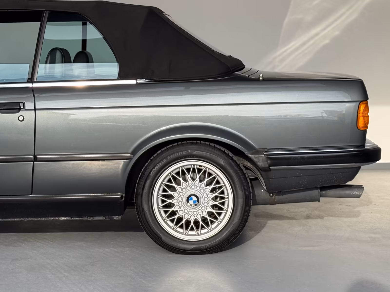 BMW 325i Cabriolet Sportlenkrad, Sports., Zustand 2 full