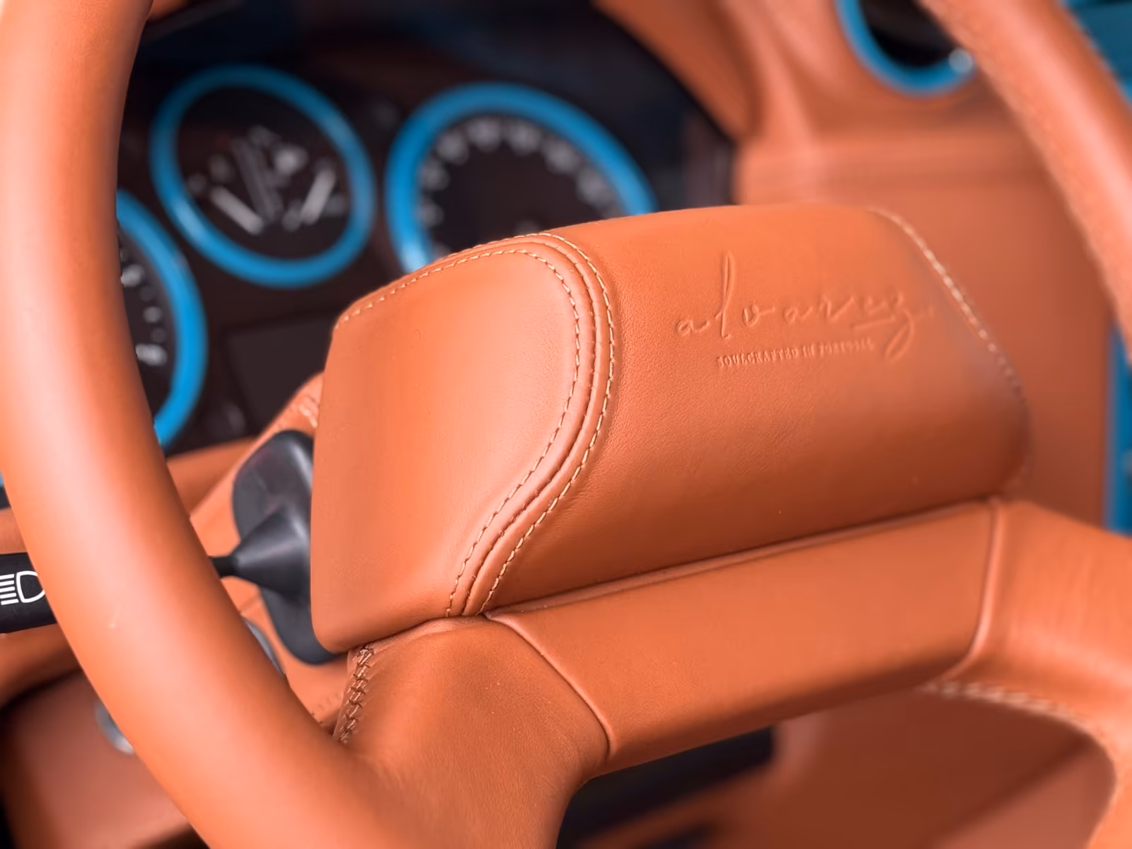 Land Rover Defender/Alvarez/One of One/Showcar Monaco full