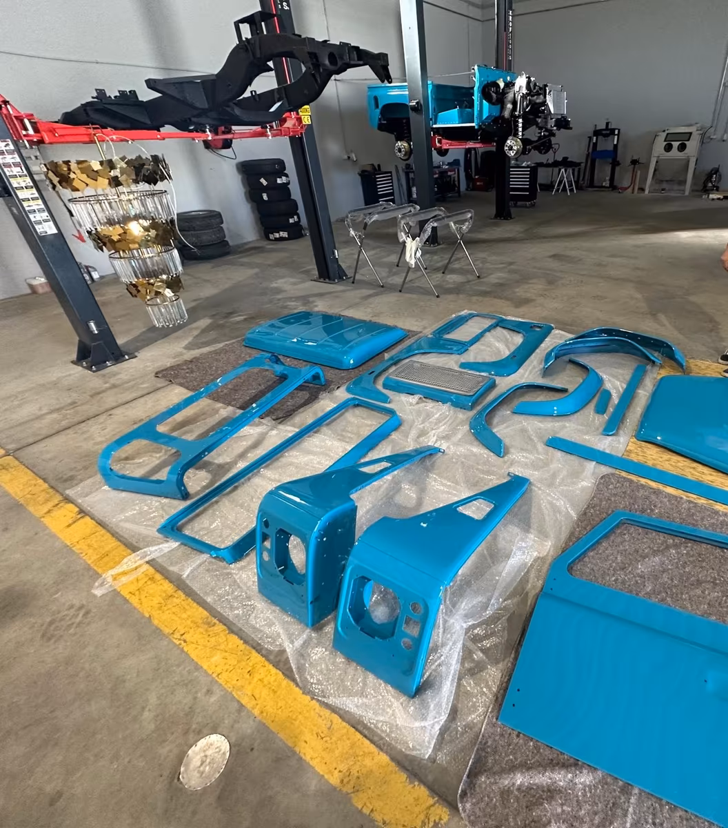 Land Rover Defender/Alvarez/One of One/Showcar Monaco full