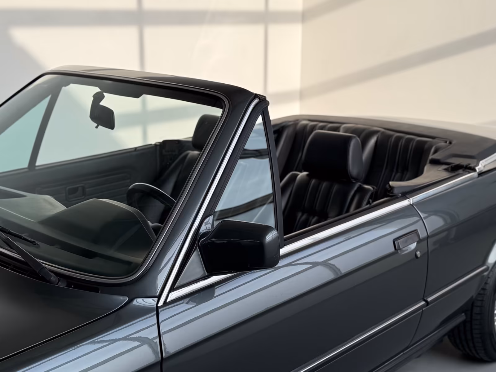 BMW 325i Cabriolet Sportlenkrad, Sports., Zustand 2 full