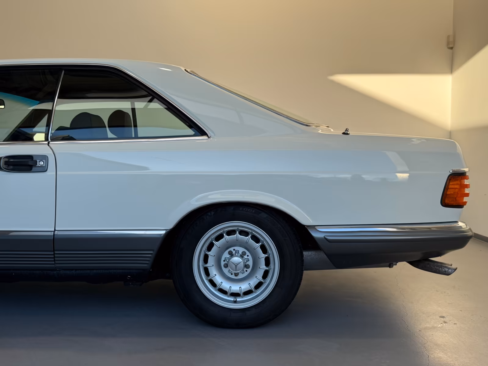 Mercedes-Benz 500 SEC/ Schöne Farb-/Ausstattungskombi, Gutacht full