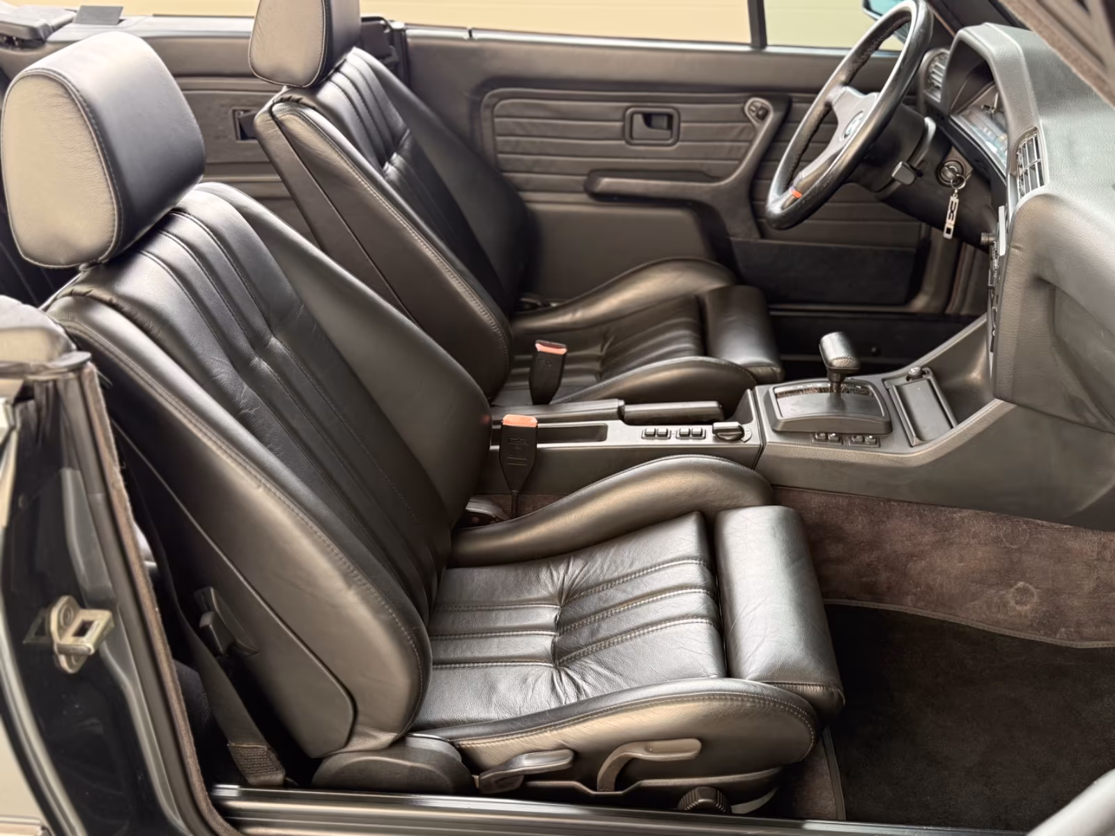 BMW 325i Cabriolet Sportlenkrad, Sports., Zustand 2 full