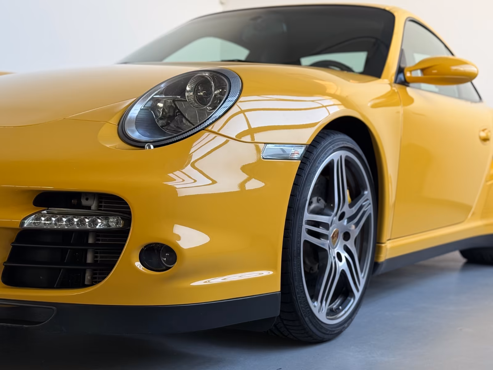 Porsche 997 Turbo/Speed Gelb/erste Hand/max Ausstattung full