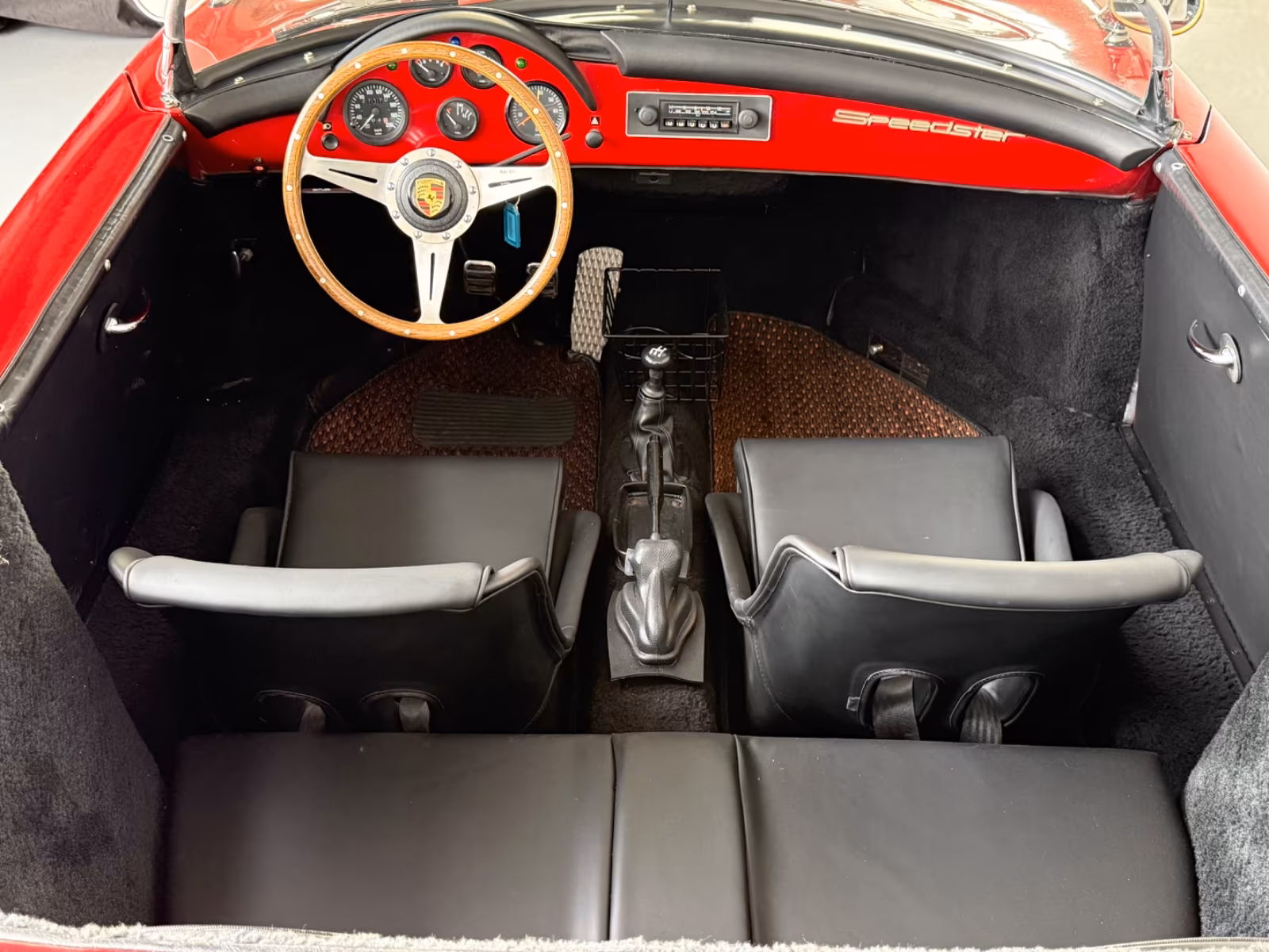 
								Andere Classic Cars Speedster full									