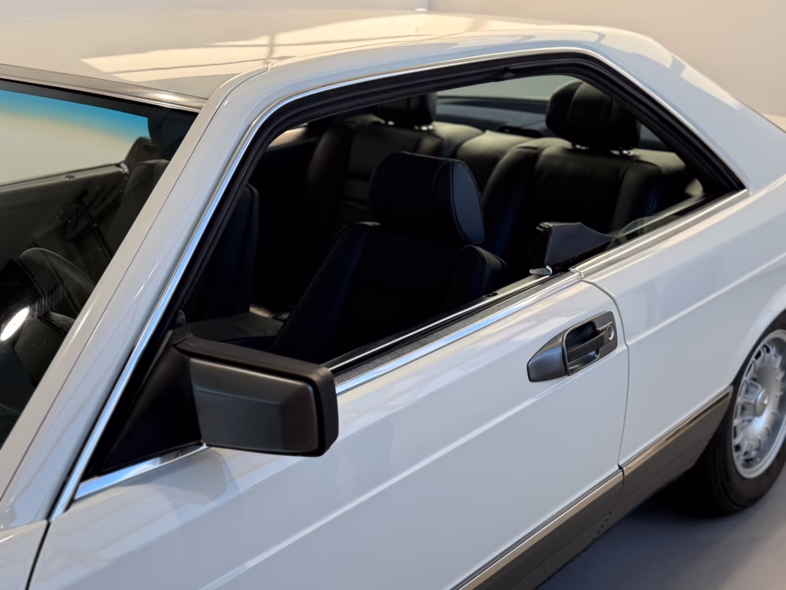 Mercedes-Benz 500 SEC/ Schöne Farb-/Ausstattungskombi, Gutacht full