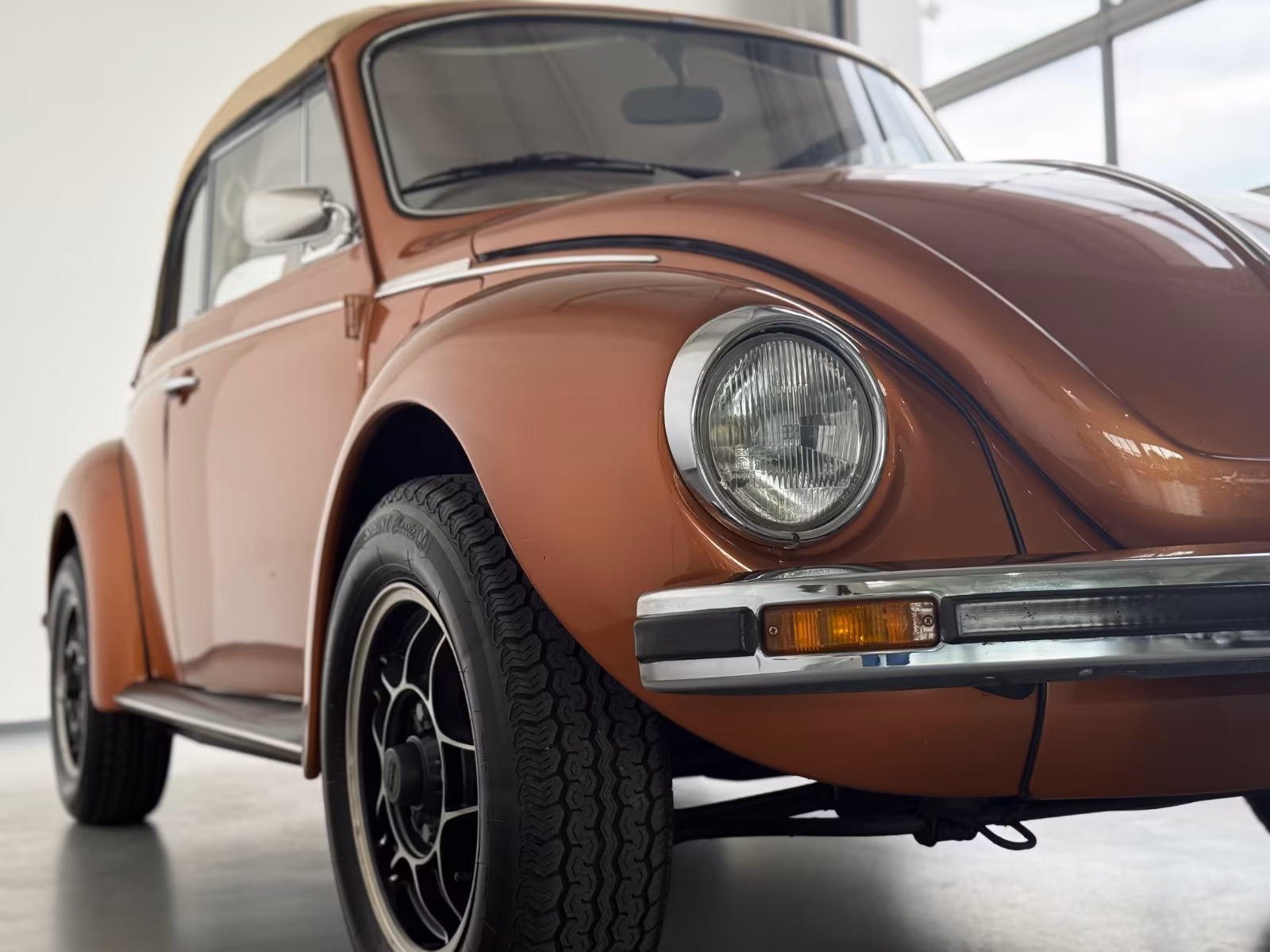 
								Volkswagen Käfer/1303 LS/Brasilbraun/Note 2 full									