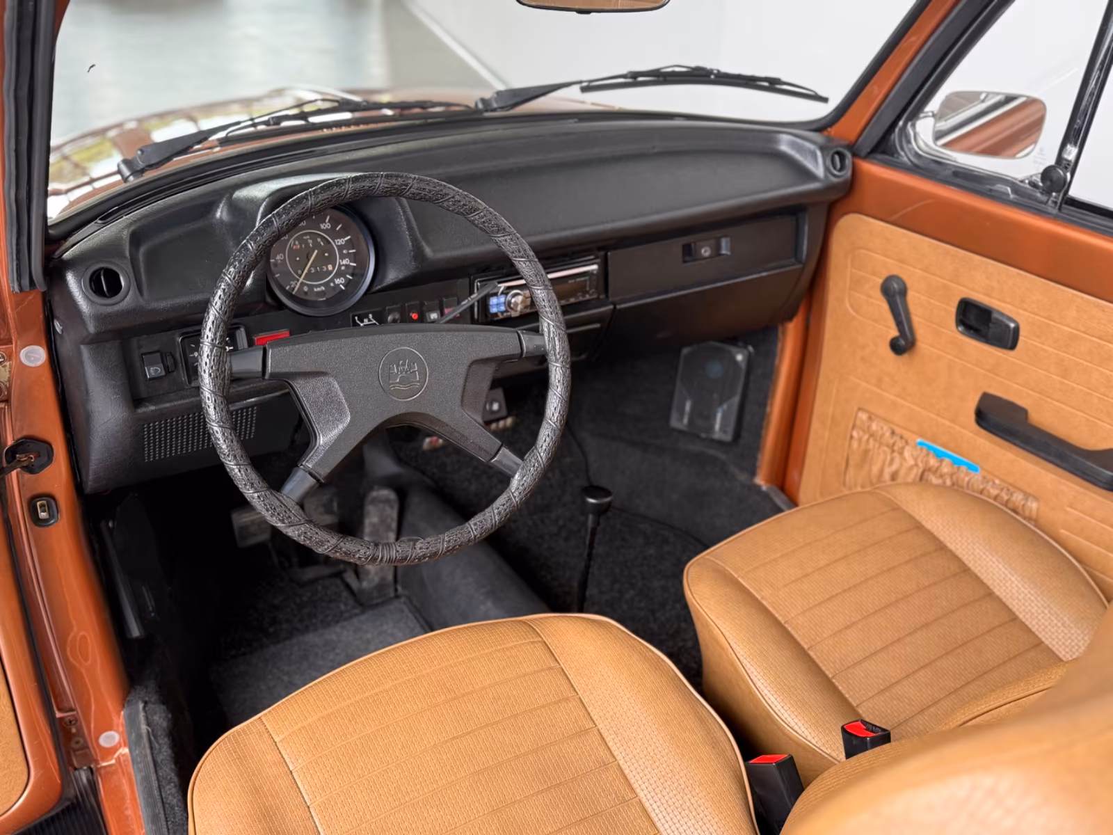 
								Volkswagen Käfer/1303 LS/Brasilbraun/Note 2 full									