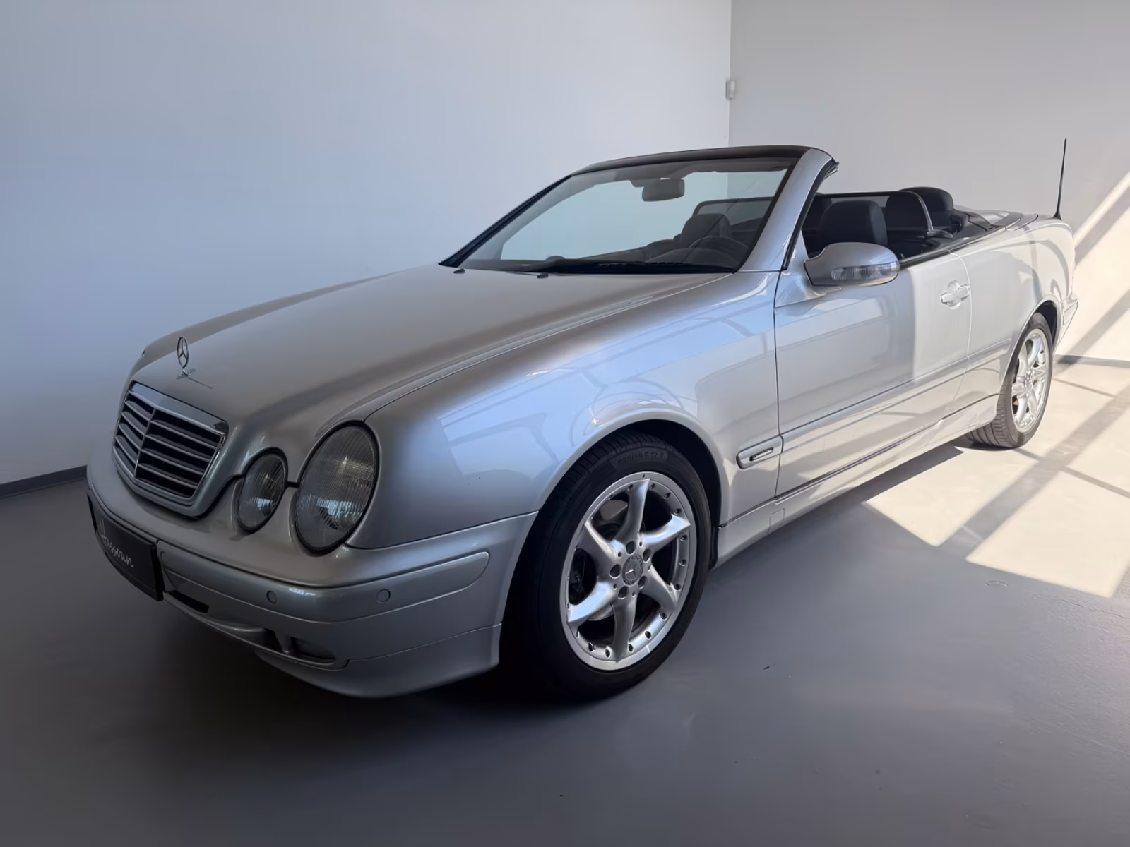 
								Mercedes-Benz CLK 200 KOMPRESSOR AVANTGARDE/Zukunftsklassiker full									