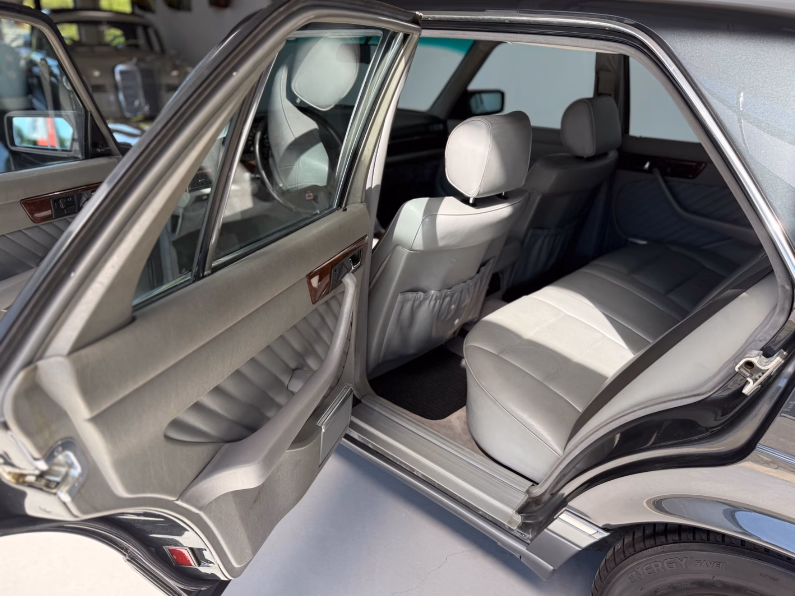 Mercedes-Benz 500 SE | Exklusiv ausgestattet | tolle Farbkomb full